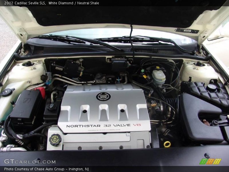 White Diamond / Neutral Shale 2002 Cadillac Seville SLS