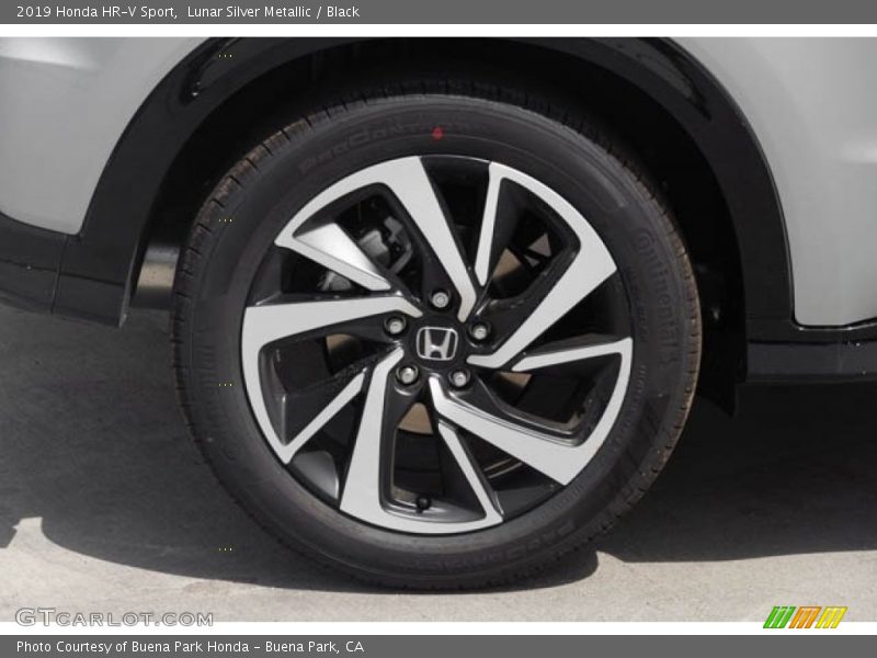 Lunar Silver Metallic / Black 2019 Honda HR-V Sport