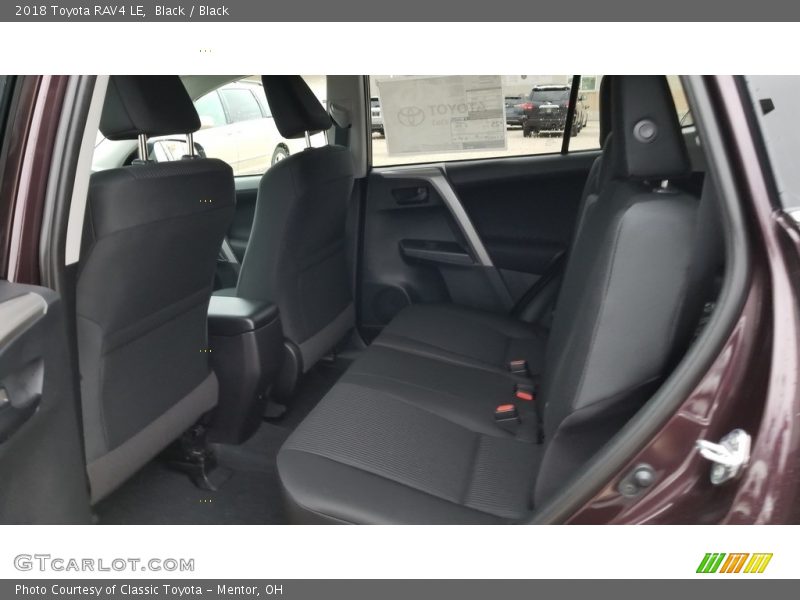 Black / Black 2018 Toyota RAV4 LE