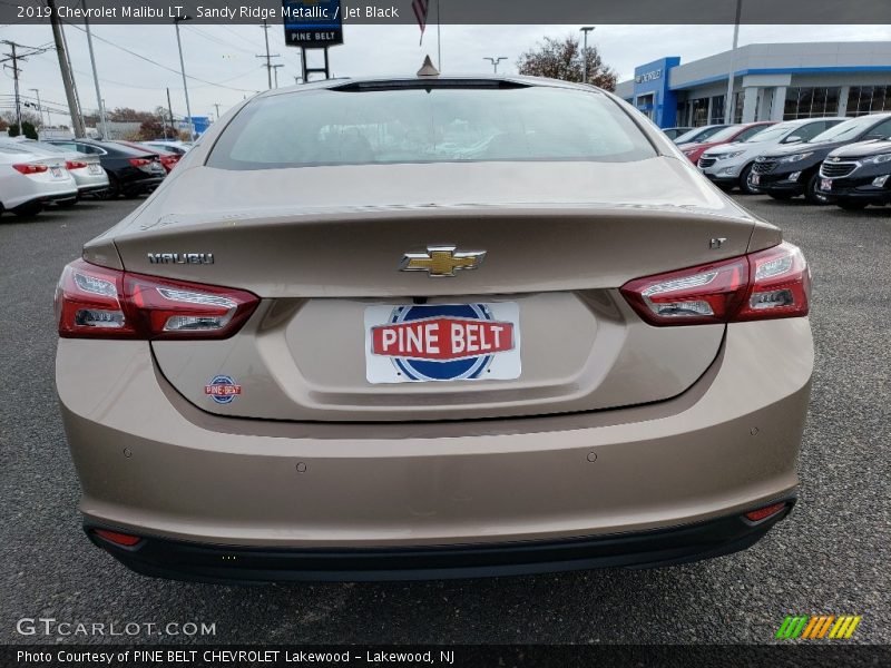 Sandy Ridge Metallic / Jet Black 2019 Chevrolet Malibu LT
