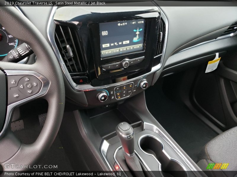 Satin Steel Metallic / Jet Black 2019 Chevrolet Traverse LS