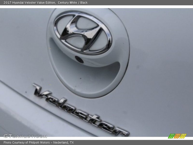 Century White / Black 2017 Hyundai Veloster Value Edition