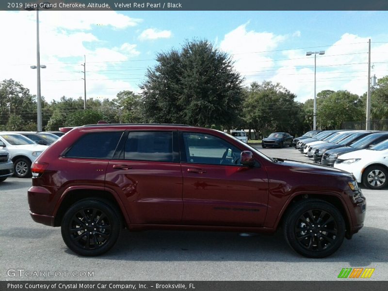 Velvet Red Pearl / Black 2019 Jeep Grand Cherokee Altitude