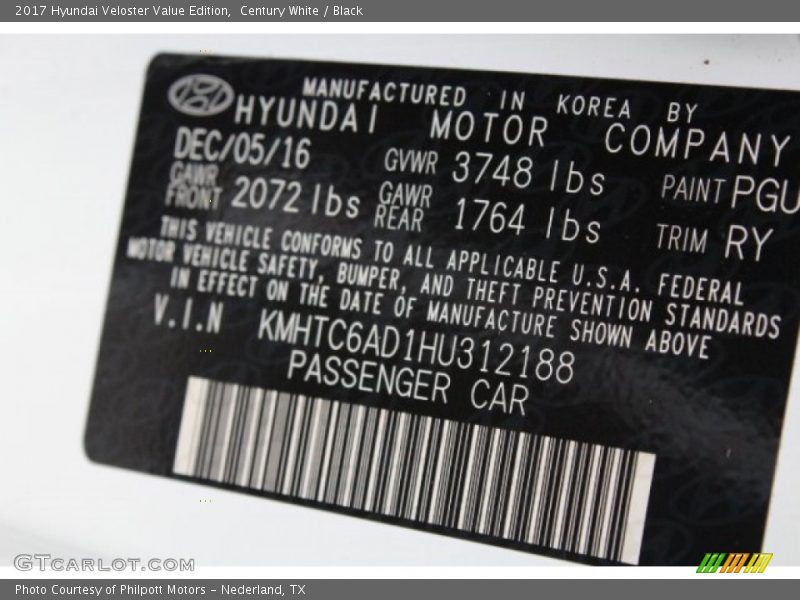 Century White / Black 2017 Hyundai Veloster Value Edition