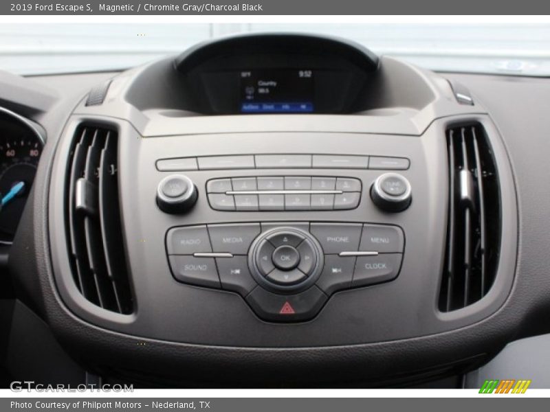 Magnetic / Chromite Gray/Charcoal Black 2019 Ford Escape S