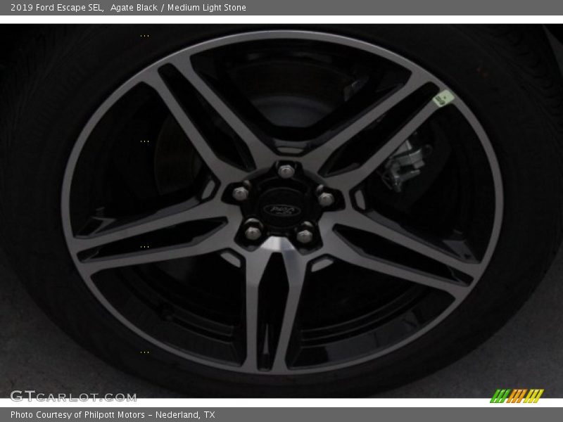 Agate Black / Medium Light Stone 2019 Ford Escape SEL