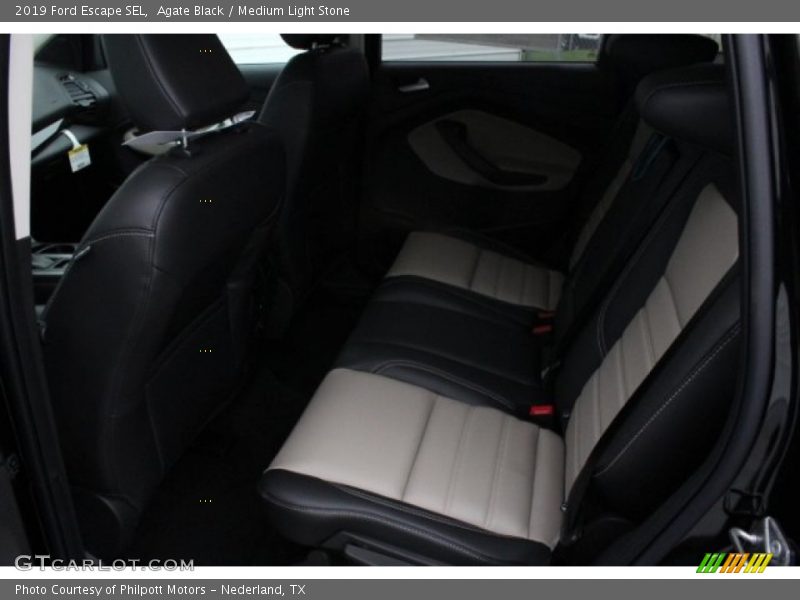Agate Black / Medium Light Stone 2019 Ford Escape SEL