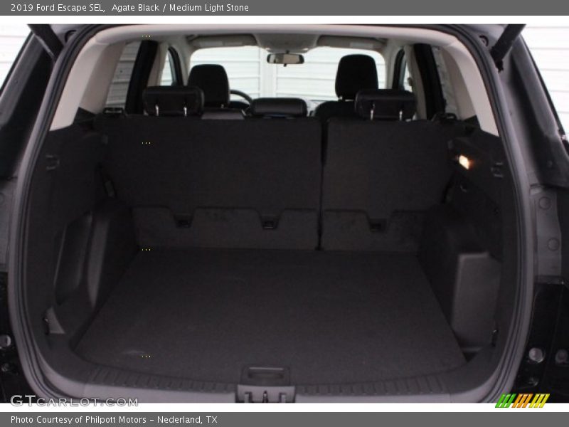 Agate Black / Medium Light Stone 2019 Ford Escape SEL