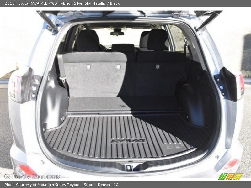 Silver Sky Metallic / Black 2018 Toyota RAV4 XLE AWD Hybrid