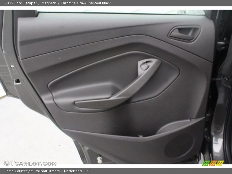Magnetic / Chromite Gray/Charcoal Black 2019 Ford Escape S
