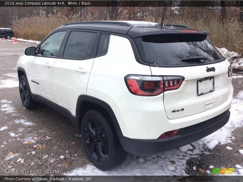 White / Black 2019 Jeep Compass Latitude 4x4