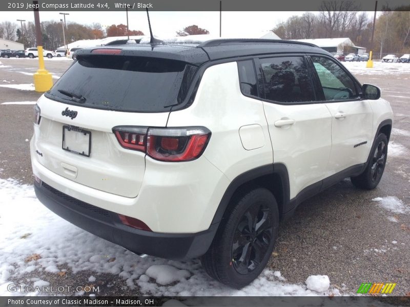 White / Black 2019 Jeep Compass Latitude 4x4