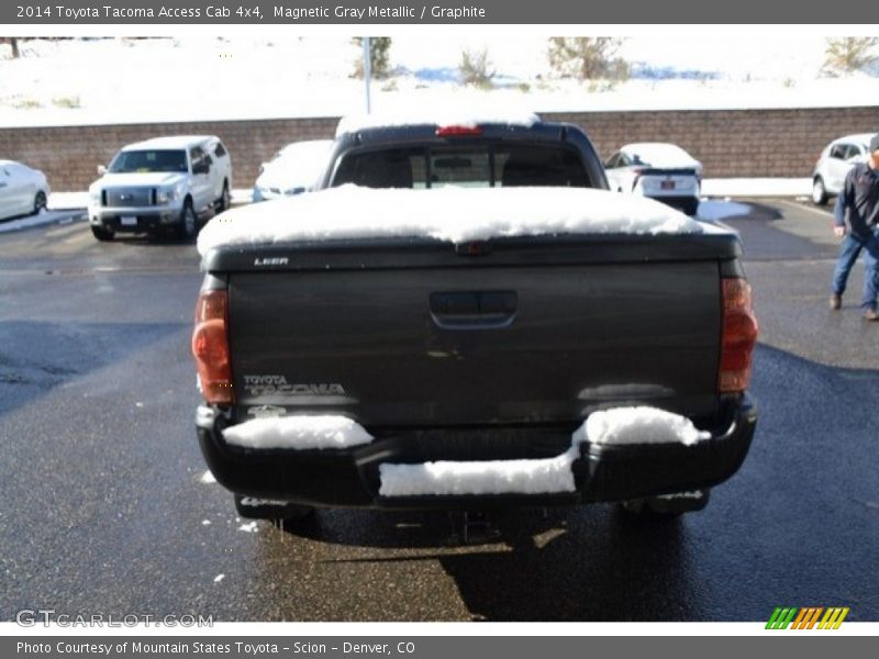 Magnetic Gray Metallic / Graphite 2014 Toyota Tacoma Access Cab 4x4
