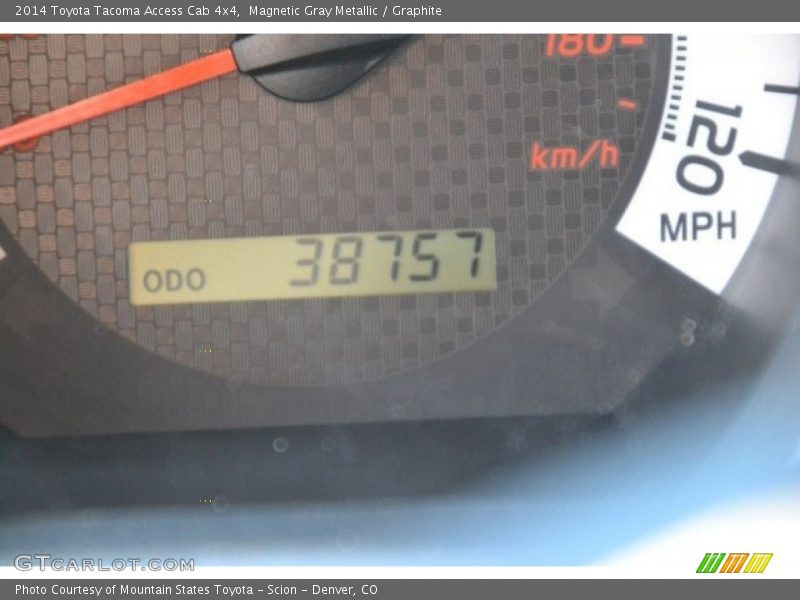 Magnetic Gray Metallic / Graphite 2014 Toyota Tacoma Access Cab 4x4
