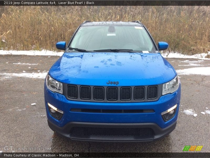 Laser Blue Pearl / Black 2019 Jeep Compass Latitude 4x4