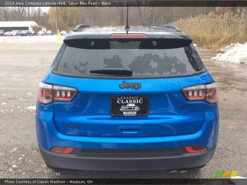 Laser Blue Pearl / Black 2019 Jeep Compass Latitude 4x4