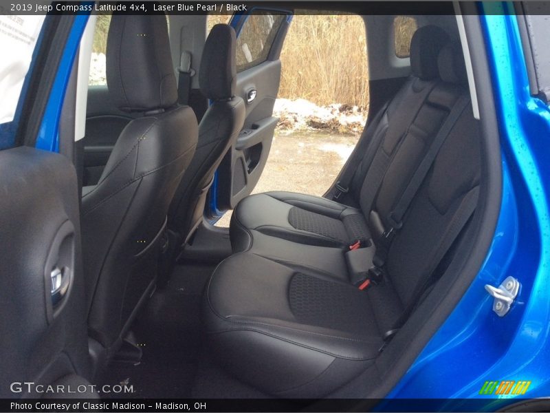 Laser Blue Pearl / Black 2019 Jeep Compass Latitude 4x4