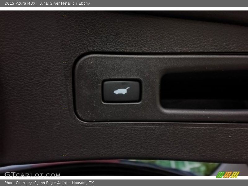 Lunar Silver Metallic / Ebony 2019 Acura MDX