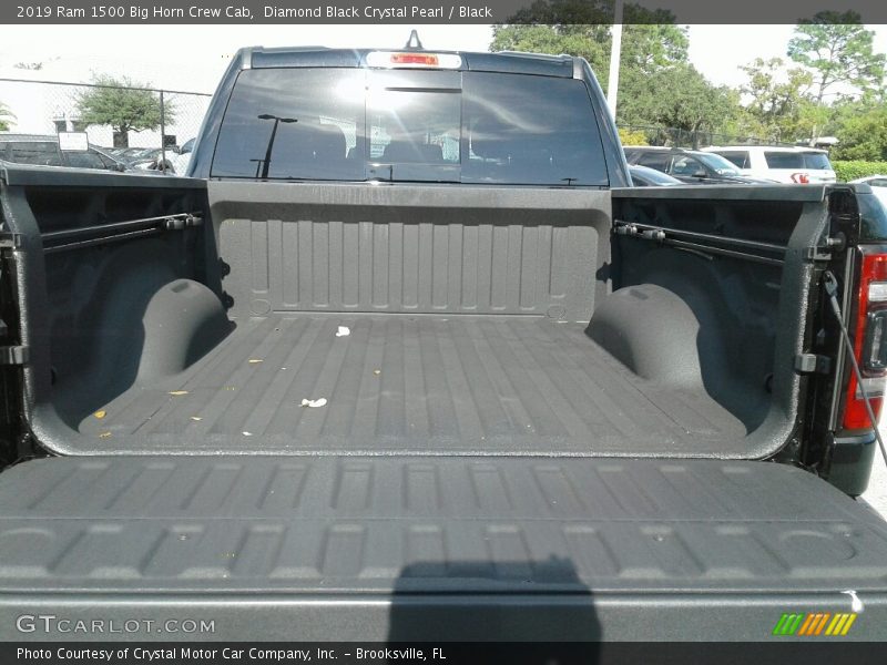 Diamond Black Crystal Pearl / Black 2019 Ram 1500 Big Horn Crew Cab