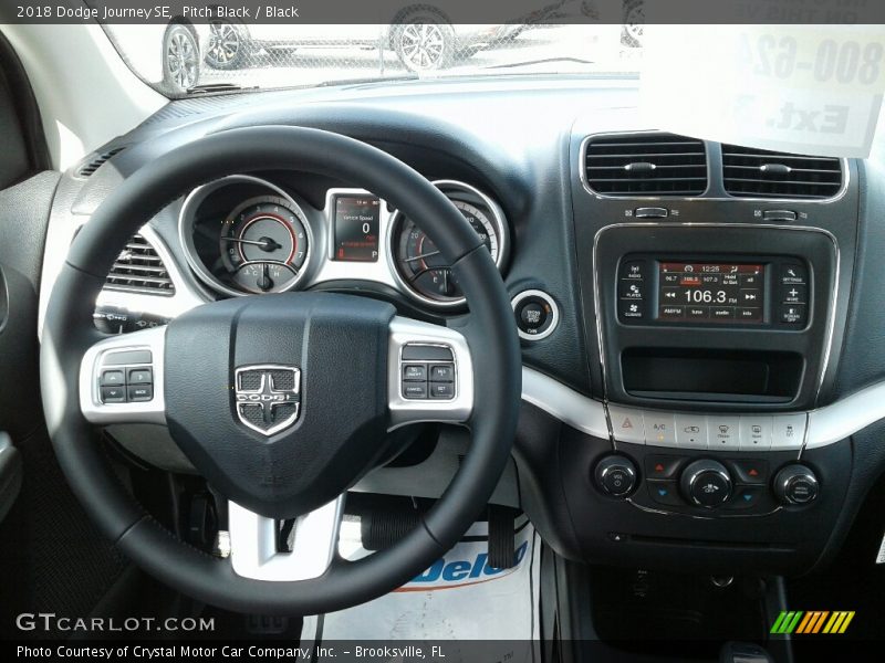 Pitch Black / Black 2018 Dodge Journey SE