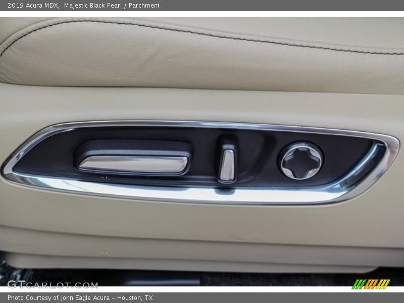 Majestic Black Pearl / Parchment 2019 Acura MDX