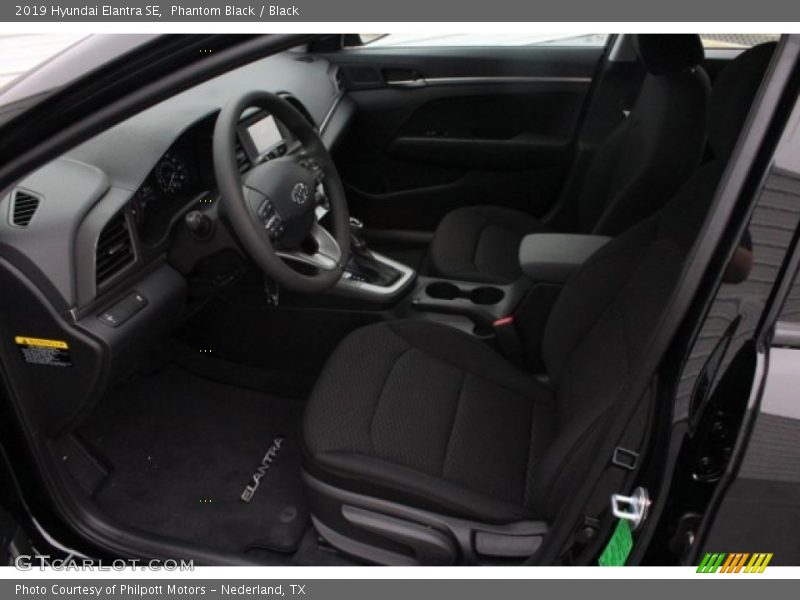 Phantom Black / Black 2019 Hyundai Elantra SE