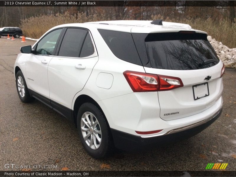 Summit White / Jet Black 2019 Chevrolet Equinox LT