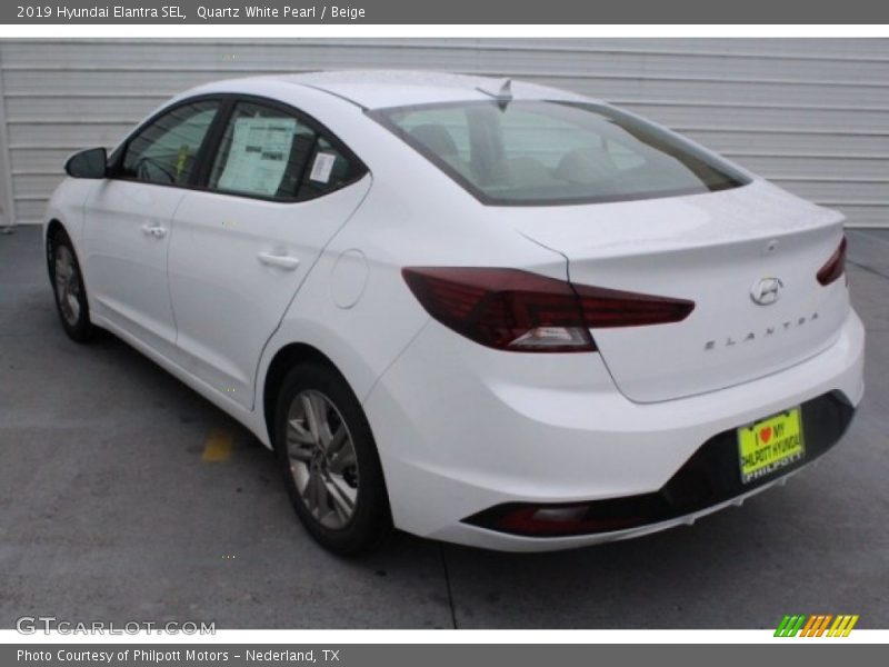 Quartz White Pearl / Beige 2019 Hyundai Elantra SEL