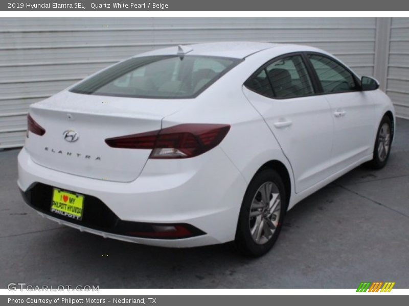 Quartz White Pearl / Beige 2019 Hyundai Elantra SEL