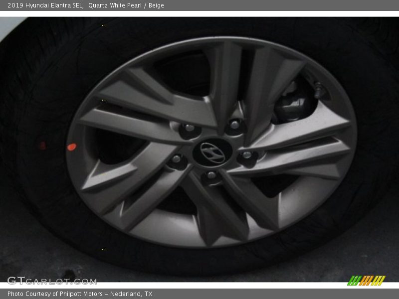 Quartz White Pearl / Beige 2019 Hyundai Elantra SEL
