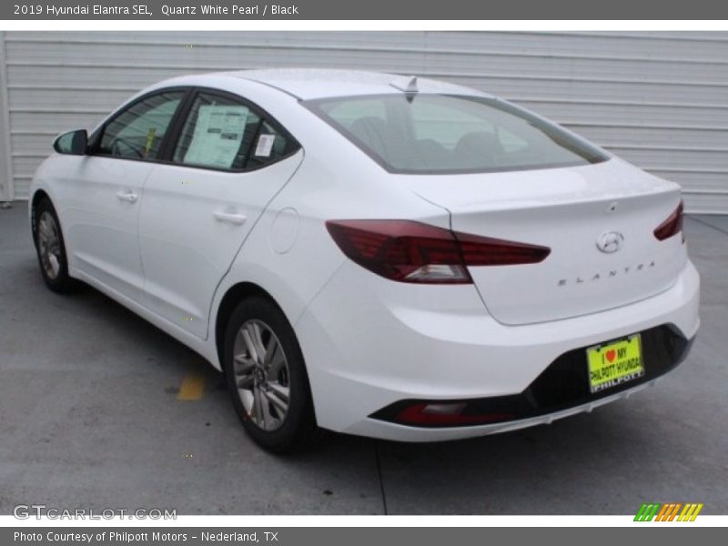 Quartz White Pearl / Black 2019 Hyundai Elantra SEL