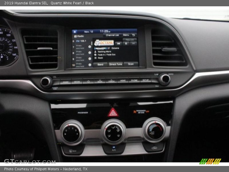 Quartz White Pearl / Black 2019 Hyundai Elantra SEL