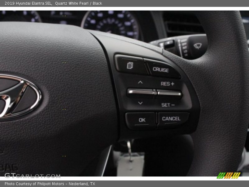 Quartz White Pearl / Black 2019 Hyundai Elantra SEL