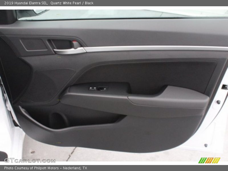 Quartz White Pearl / Black 2019 Hyundai Elantra SEL