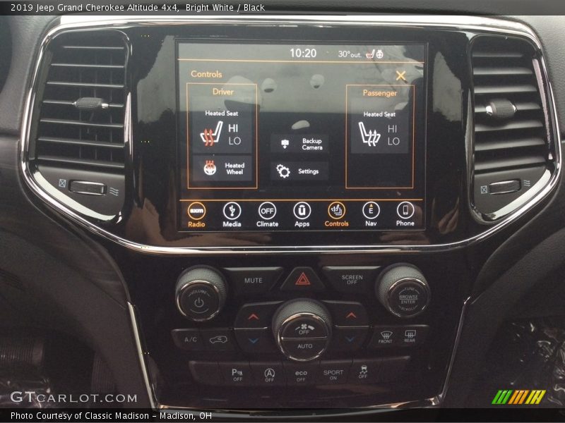 Bright White / Black 2019 Jeep Grand Cherokee Altitude 4x4