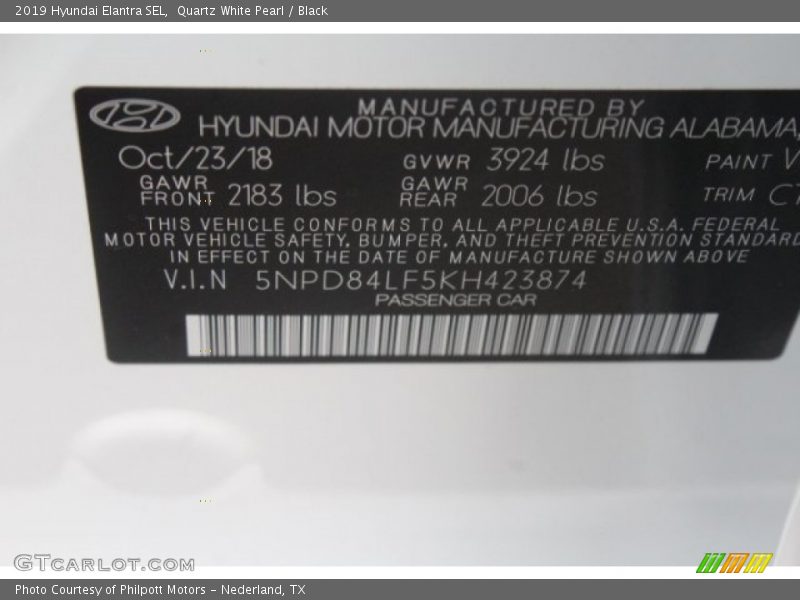 Quartz White Pearl / Black 2019 Hyundai Elantra SEL