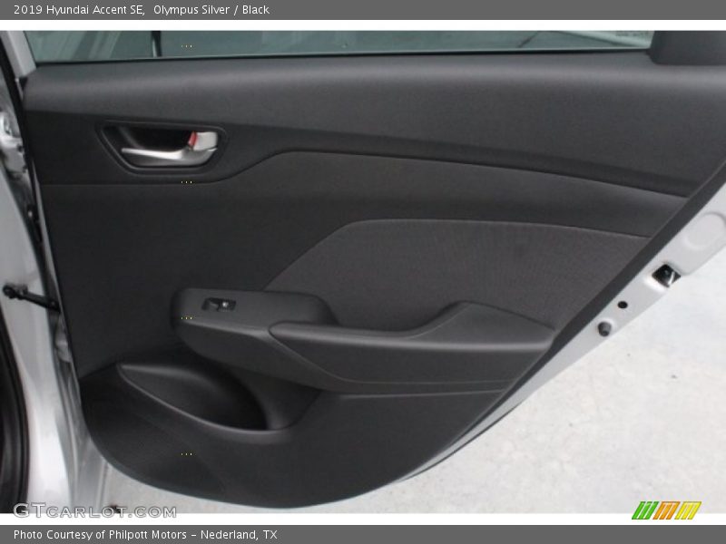 Olympus Silver / Black 2019 Hyundai Accent SE