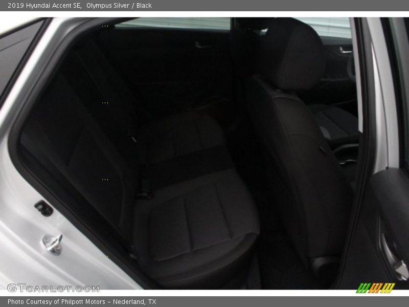 Olympus Silver / Black 2019 Hyundai Accent SE
