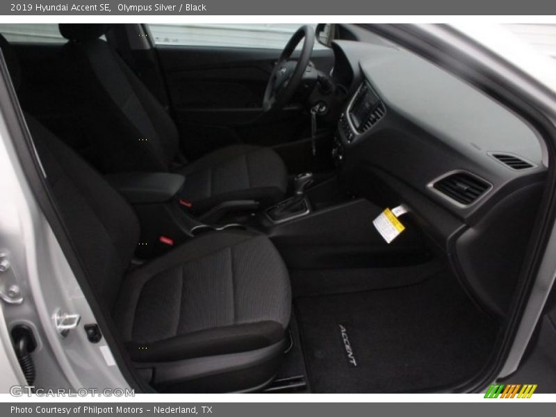 Olympus Silver / Black 2019 Hyundai Accent SE