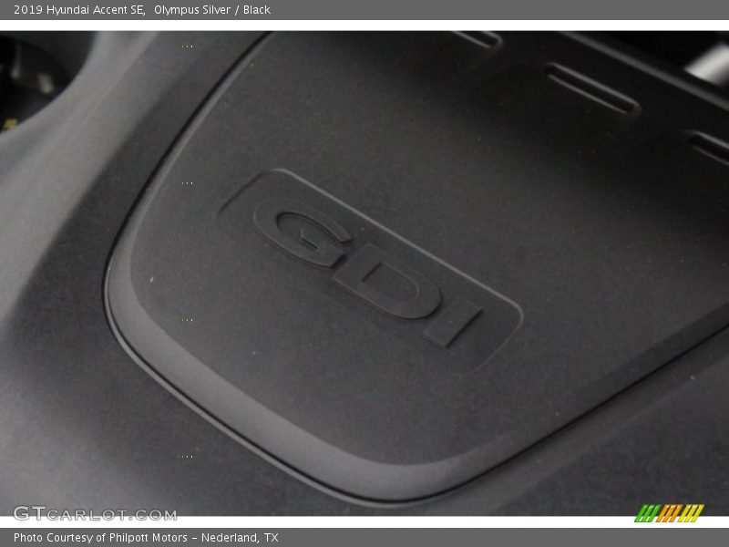 Olympus Silver / Black 2019 Hyundai Accent SE