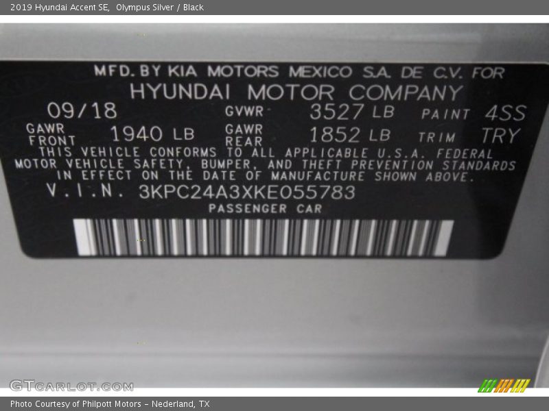 Olympus Silver / Black 2019 Hyundai Accent SE