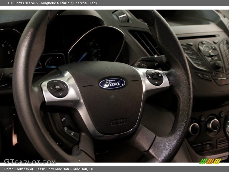 Magnetic Metallic / Charcoal Black 2016 Ford Escape S
