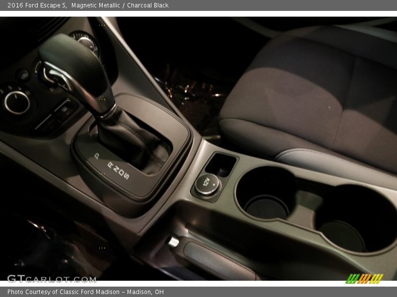 Magnetic Metallic / Charcoal Black 2016 Ford Escape S