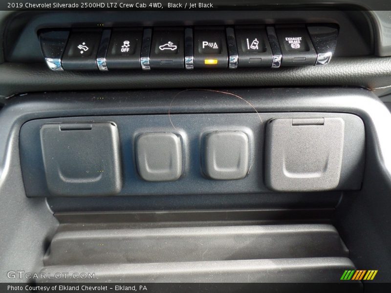 Black / Jet Black 2019 Chevrolet Silverado 2500HD LTZ Crew Cab 4WD