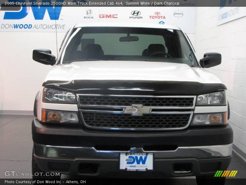 Summit White / Dark Charcoal 2005 Chevrolet Silverado 2500HD Work Truck Extended Cab 4x4