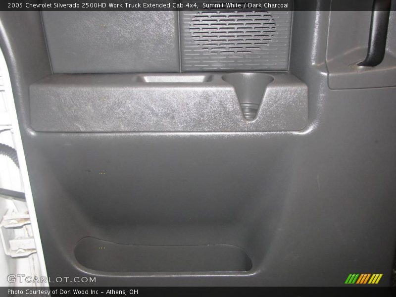 Summit White / Dark Charcoal 2005 Chevrolet Silverado 2500HD Work Truck Extended Cab 4x4