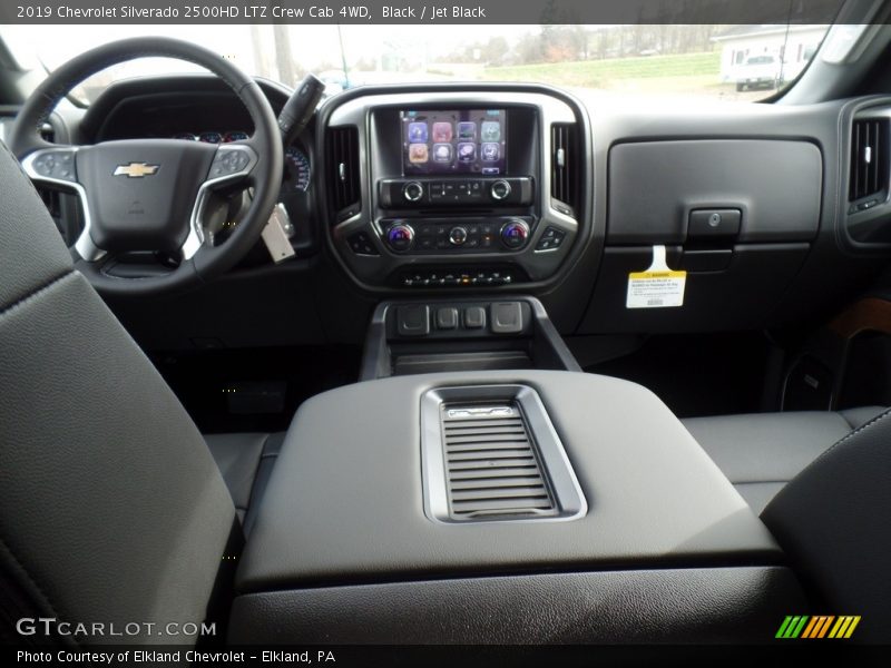 Black / Jet Black 2019 Chevrolet Silverado 2500HD LTZ Crew Cab 4WD