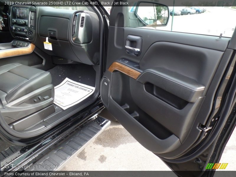 Black / Jet Black 2019 Chevrolet Silverado 2500HD LTZ Crew Cab 4WD