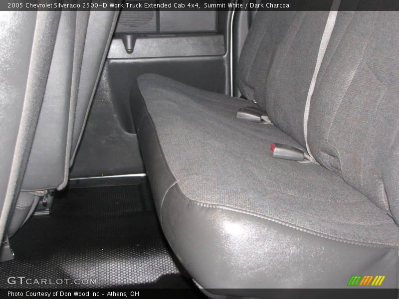 Summit White / Dark Charcoal 2005 Chevrolet Silverado 2500HD Work Truck Extended Cab 4x4