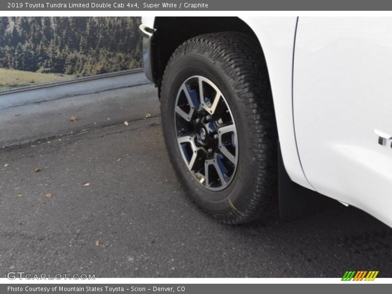 Super White / Graphite 2019 Toyota Tundra Limited Double Cab 4x4